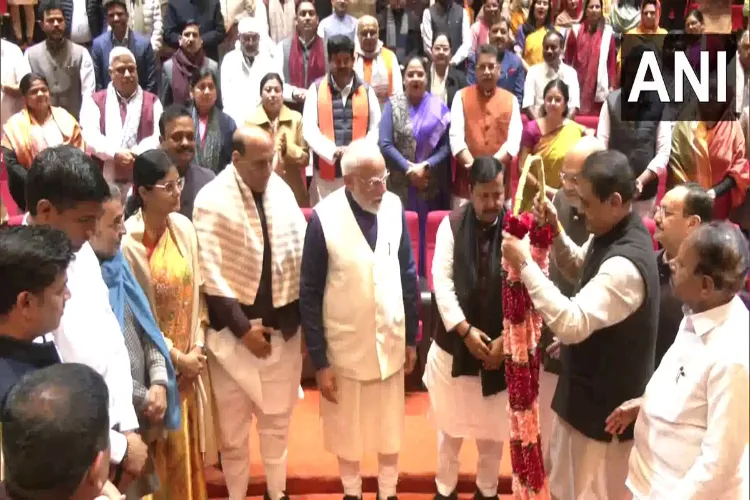 MPs felicitate PM Modi for India-US trade agreement at NDA Parliamentary party meeting