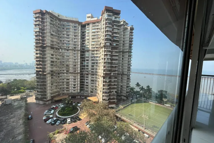 Jolly Maker 1 is one of the most luxurious societies in Mumbai's Cuffe Parade.