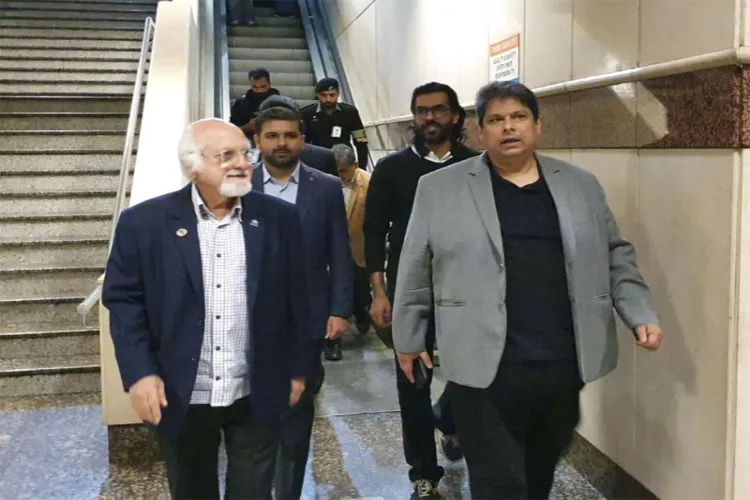 Deputy Chairman of ICC, Imran Khawaja with PCB officials 