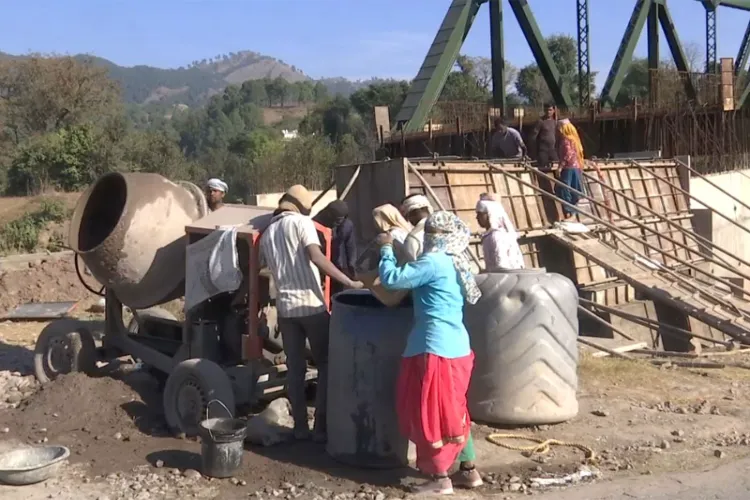 BRO carries out road construction in Qila Dharhal-Rajouri 