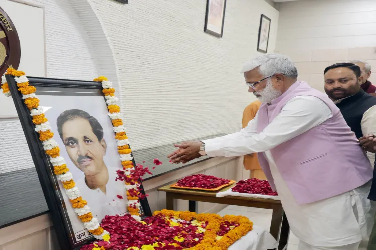 Uttar Pradesh Jal Shakti Minister Swatantra Dev Singh paid floral tributes to Pandit Deendayal Upadhyaya on his death anniversary