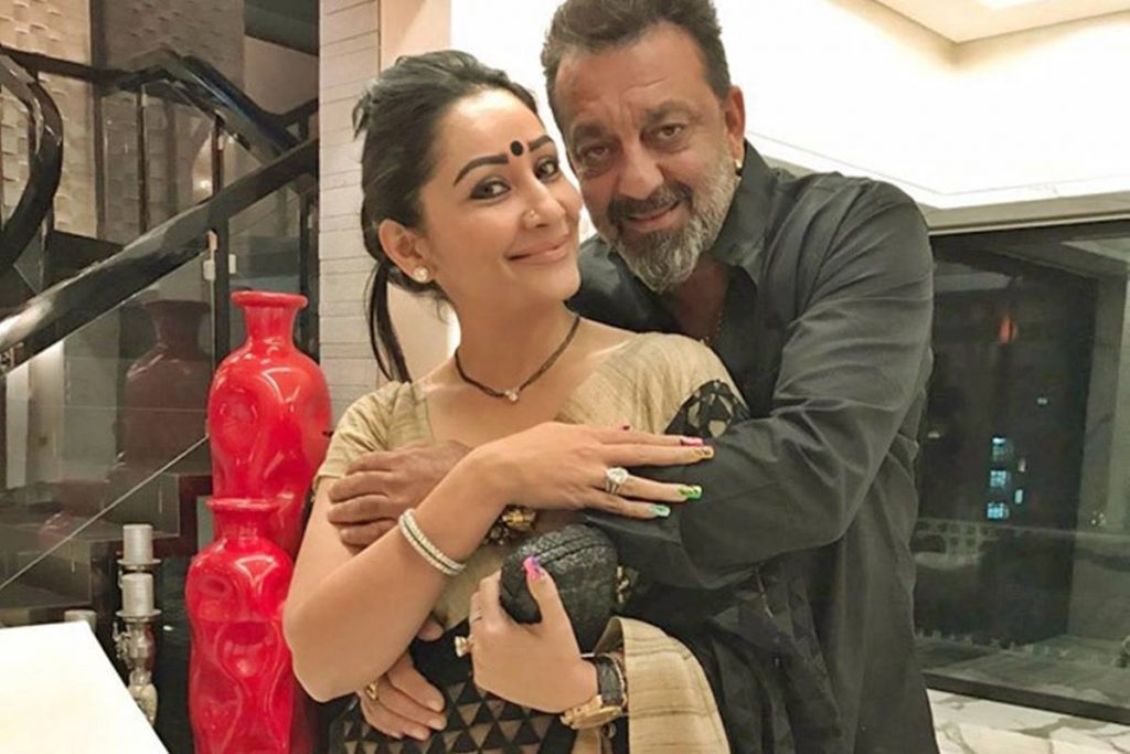https://www.awazthevoice.in/upload/news/1770792841Sanjay-Dutt-and-Maanayata.jpg