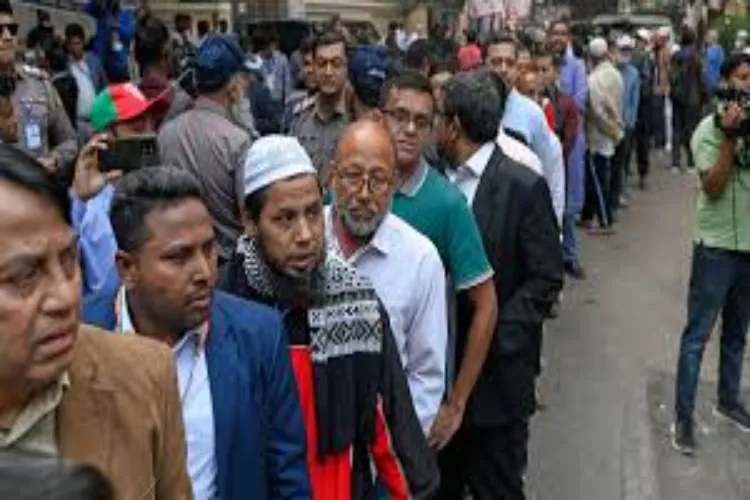 Bangladesh begins voting in crucial national polls