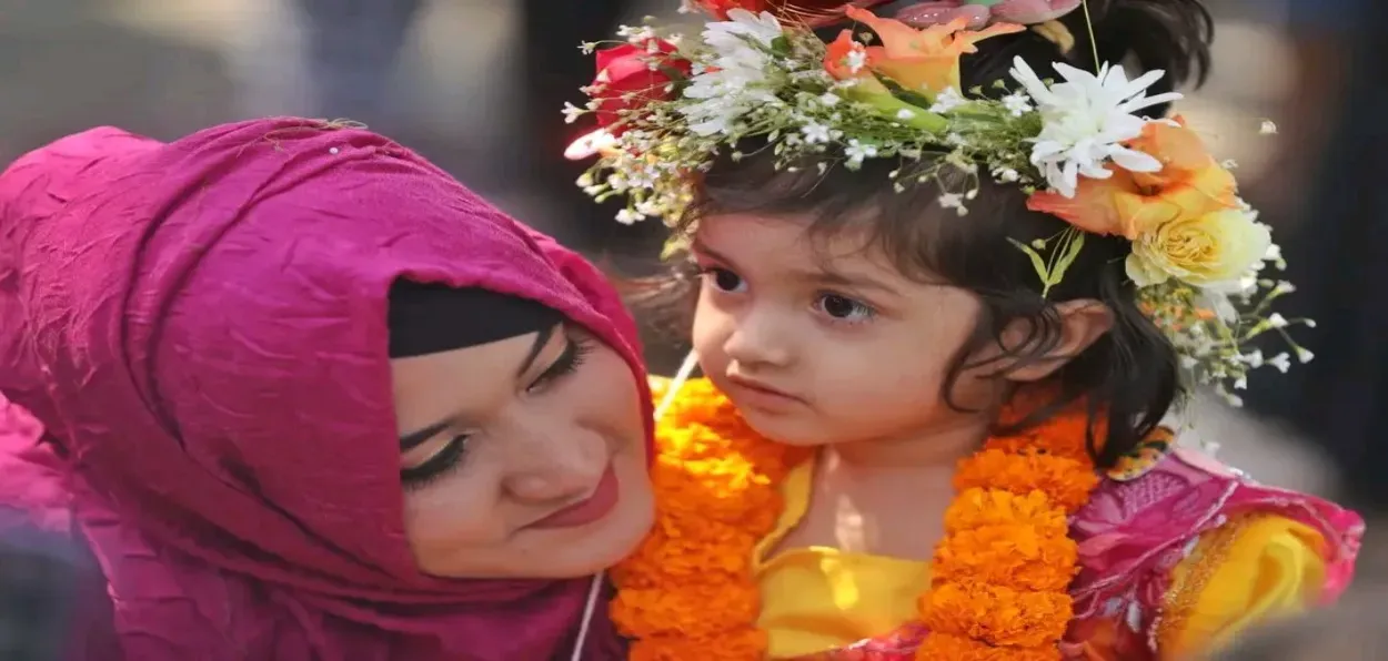 A Muslim woman with her Child on Poila baisak day in Dhaka