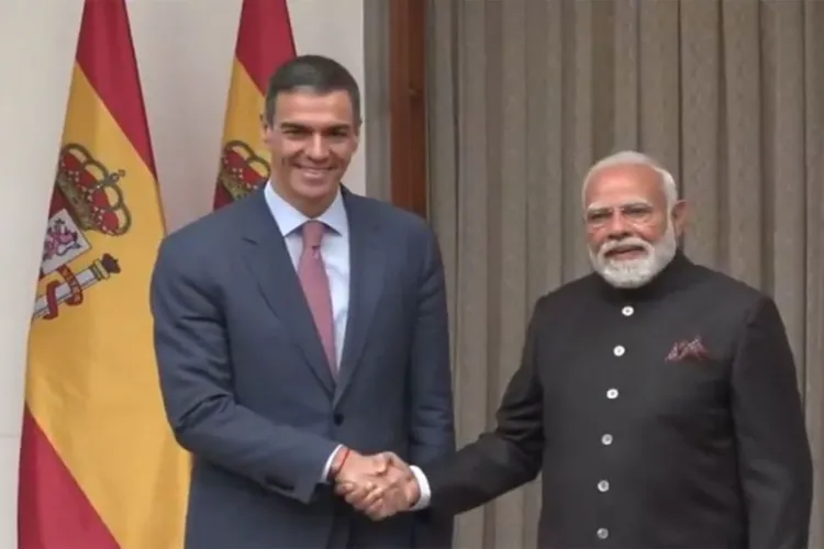 Prime Minister Narendra Modi with Pedro Sánchez Pérez-Castejón, President of the Government of Spain