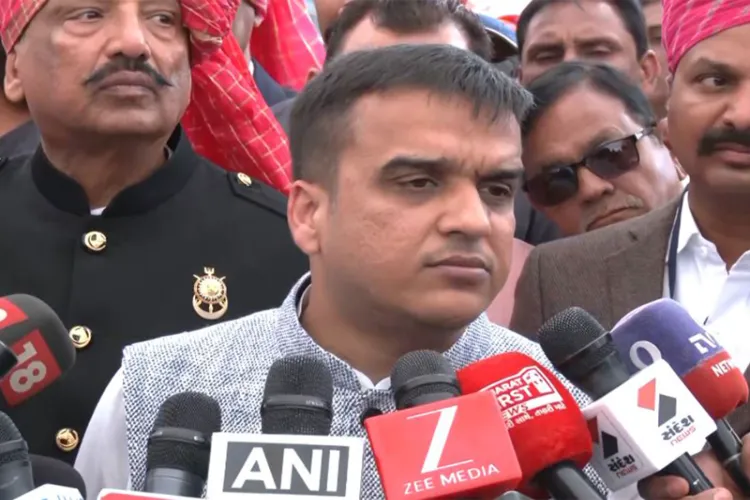 Addressing the Gujarat Legislative Assembly, Deputy Chief Minister Harsh Sanghavi