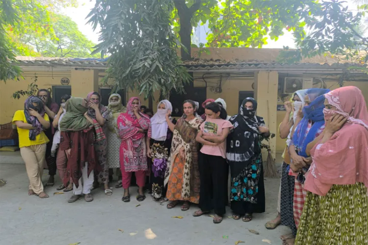 Versova Police arrests 25 Bangladeshi citizens living illegally in Mumbai