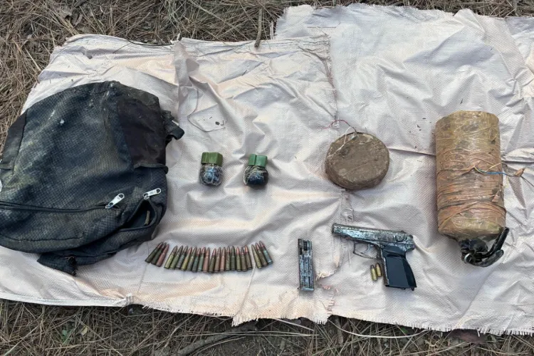 Arms cache recovered in poonch