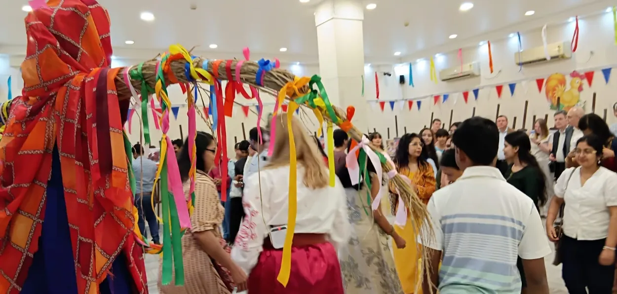 People celebrating Maslenitsa festival in the Russian consulate in Kolkata