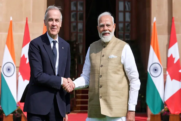 Prime Minister Narendra Modi with Canadian Prime Minister Mark Carney
