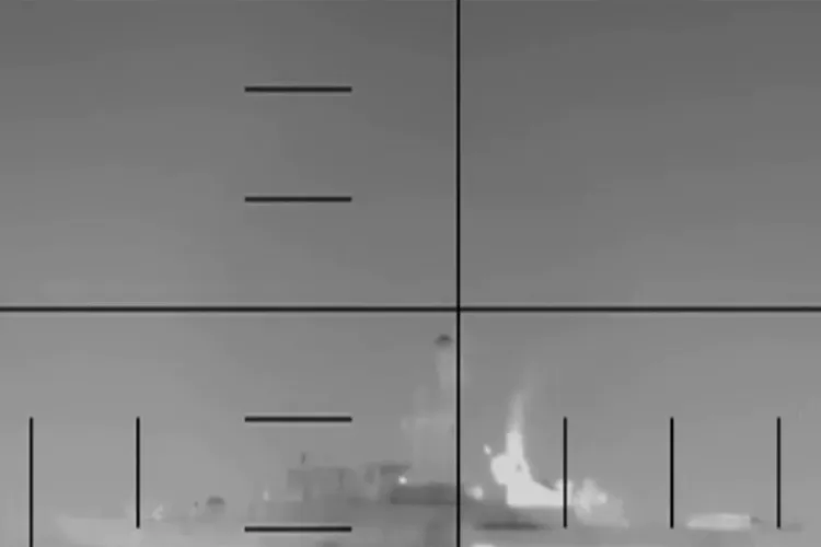 Visual of the torpedo hit on IRIS Dena 