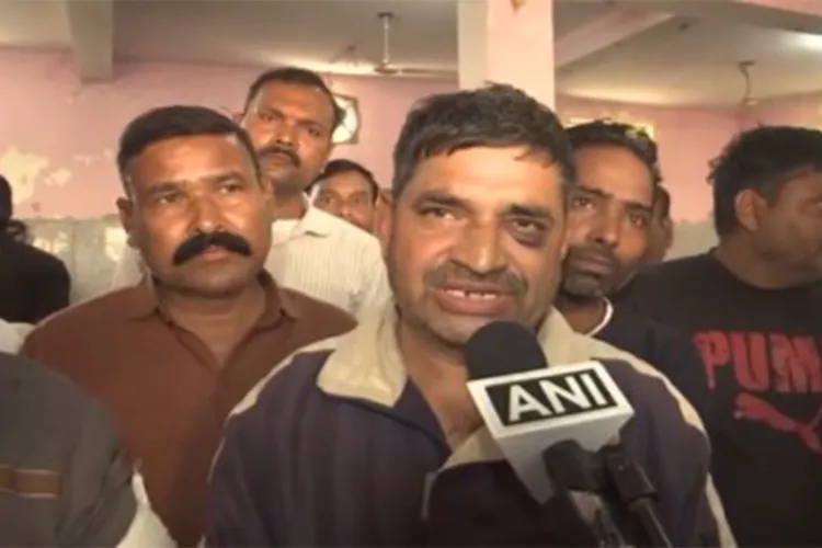 Father of the deceased Tarun who was killed in Holi clash 