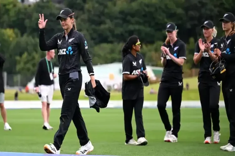 Amelia Kerr shines as NZ women thrash Zimbabwe by 200 runs, seal 3-0 sweep