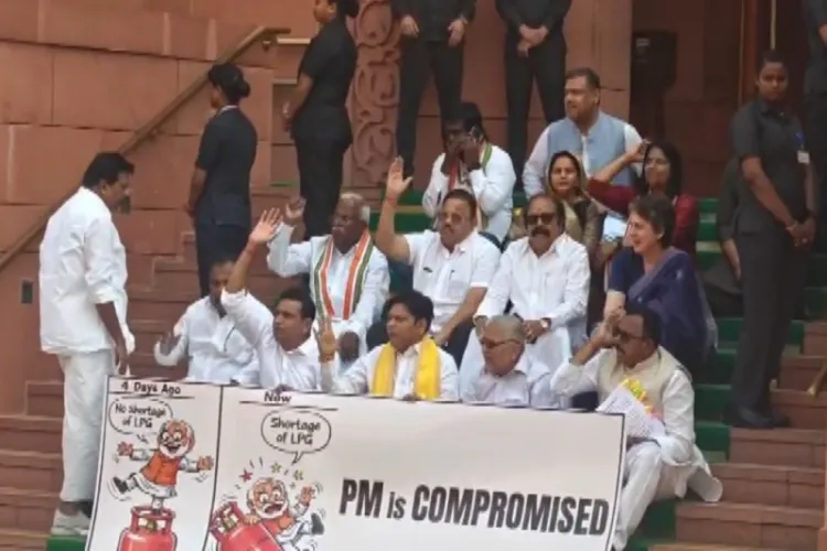 Congress MPs protest outside Parliament