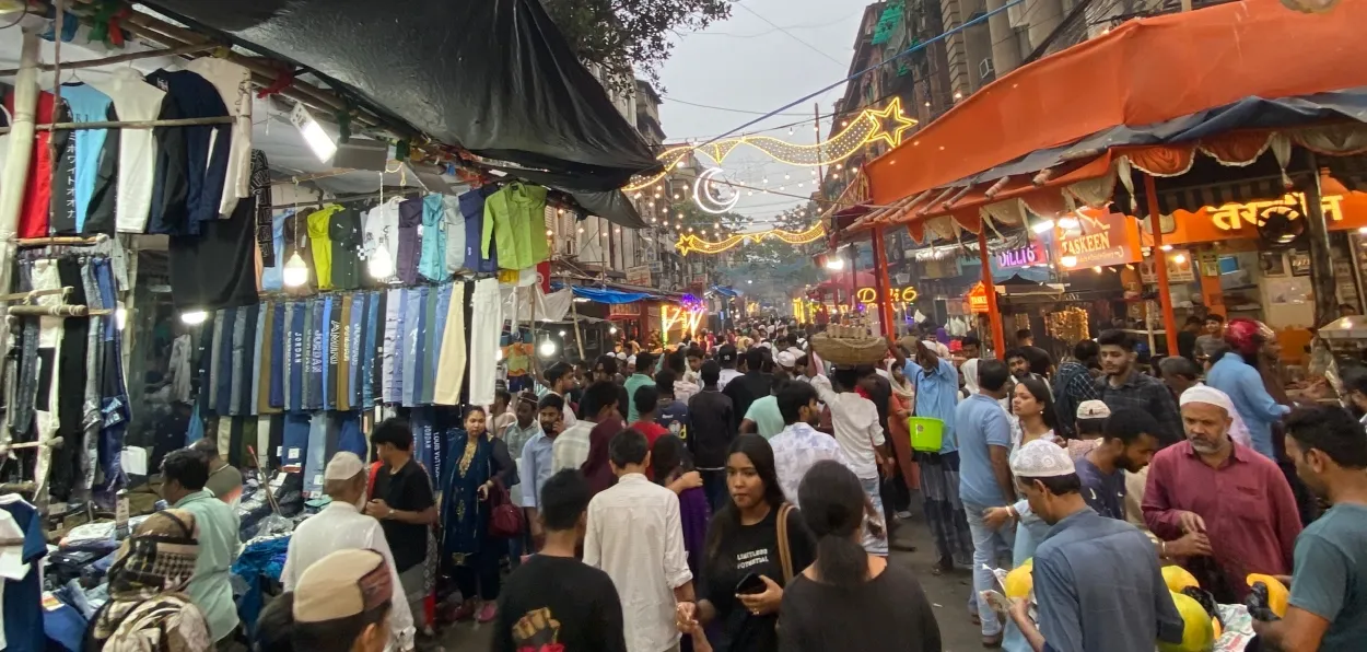 A scene in Zakaria Street in the evening