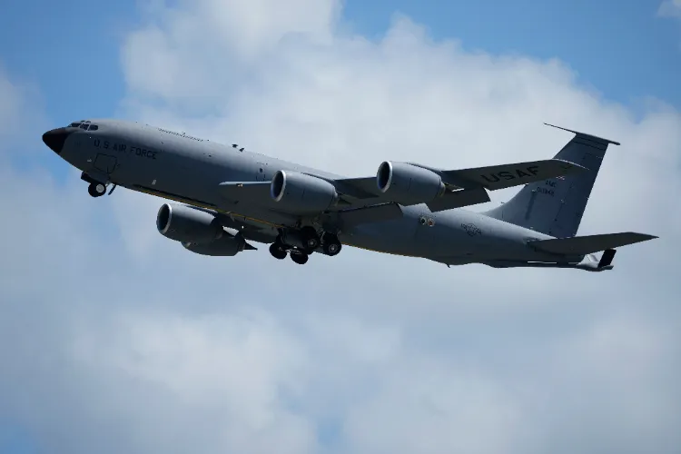  Boeing KC-135 Stratotanker 