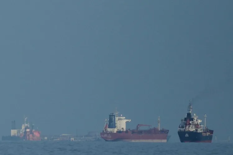 Two Indian flagged vessels carrying liquefied petroleum gas (LPG) have been granted transit through the Strait of Hormuz by Iranian authorities
