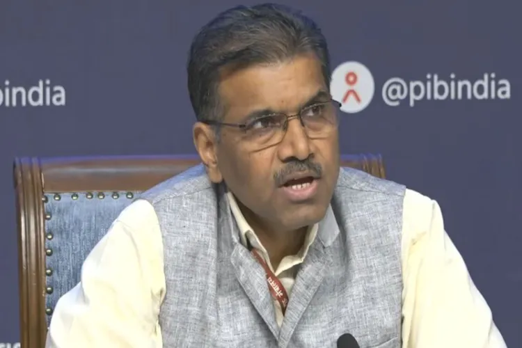 Special Secretary of the Shipping Ministry, Rajesh Kumar Sinha 