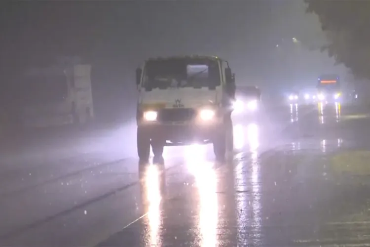 Rain lashes several parts of Delhi-NCR