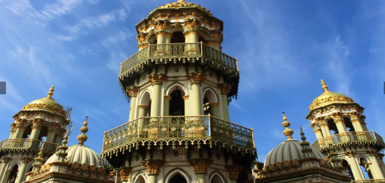 Masjid Quwwat e Islam 