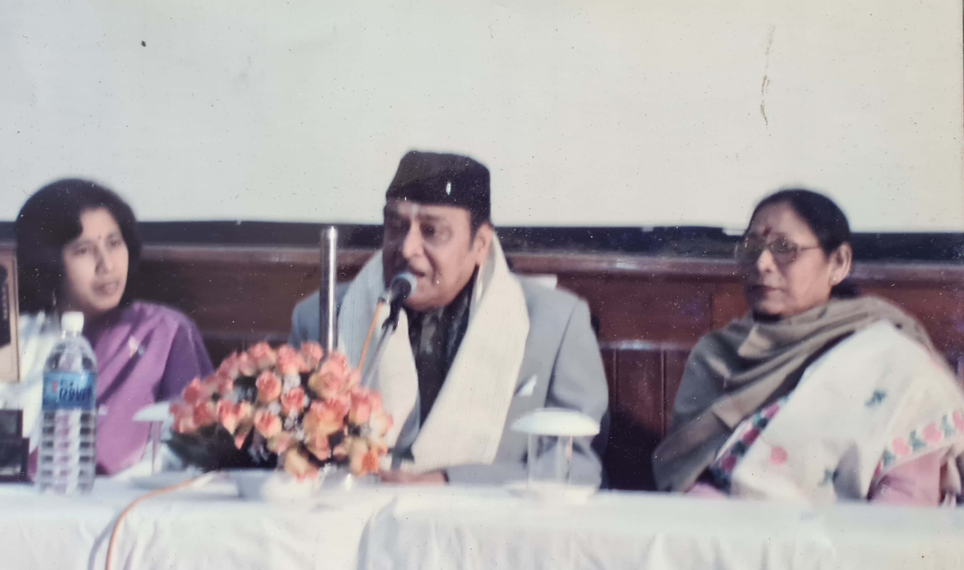 https://www.awazthevoice.in/upload/news/1775031861Nazreen_Ahmed_(left)_with_music_legend_Dr_Bhupen_Hazarika_during_acultural_event_in_Assam..jpg