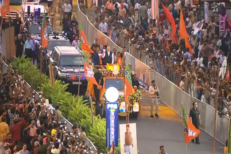 PM Modi holds massive roadshow in Thiruvananthapuram