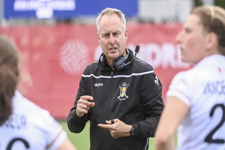  Tim White,Newly appointed Coach of the Indian Junior Women's Hockey Team