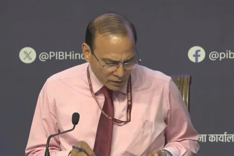 Ministry of Ports, Shipping and Waterways Additional Secretary Mukesh Mangal 