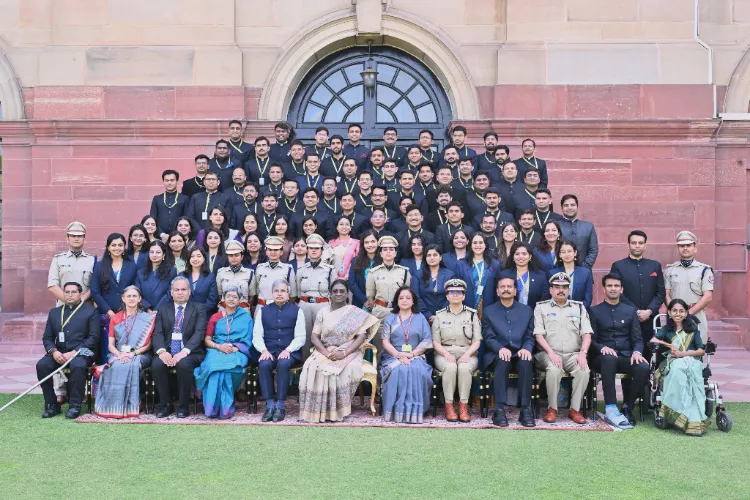President of India with Railway and CES Officers 