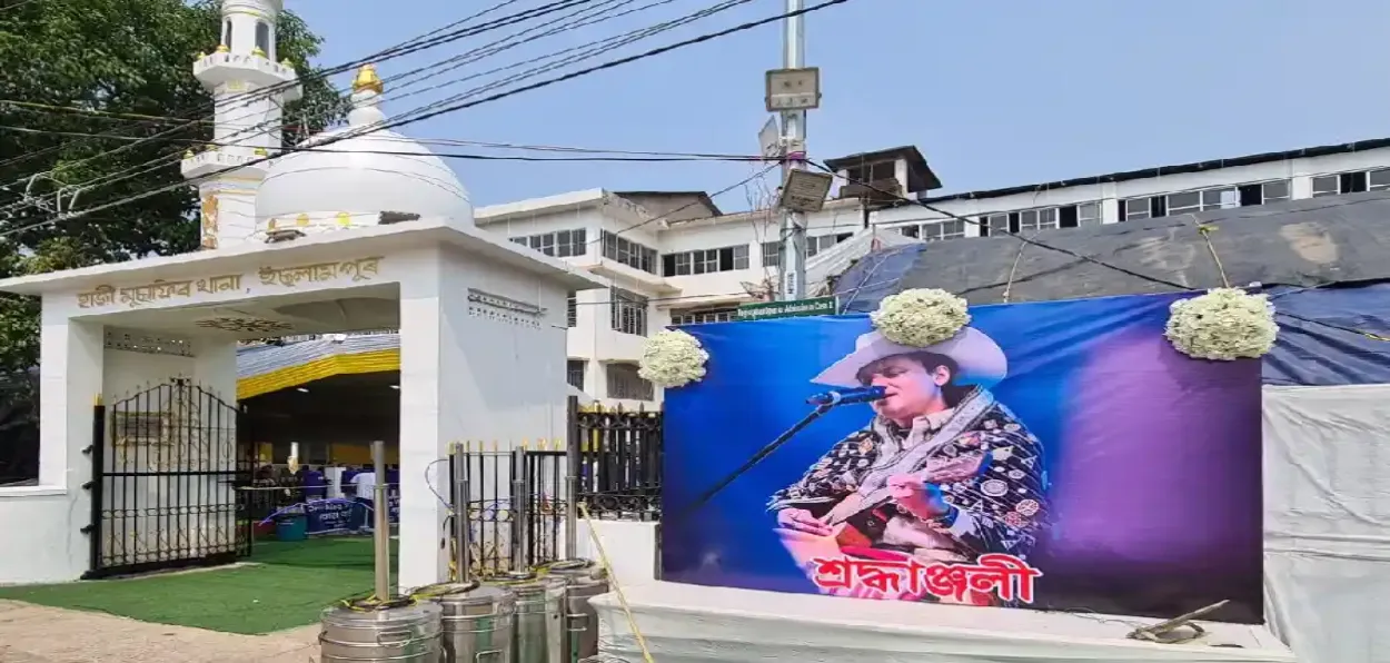 A poster of Zubeen Garg at the entrance of Musafir Khanna, Guwahati