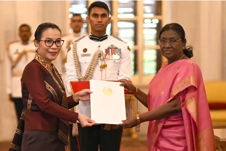 President Droupadi Murmu received credentials from Mrs Vithaya Xayavong, Ambassador of the Lao People’s Democratic Republic