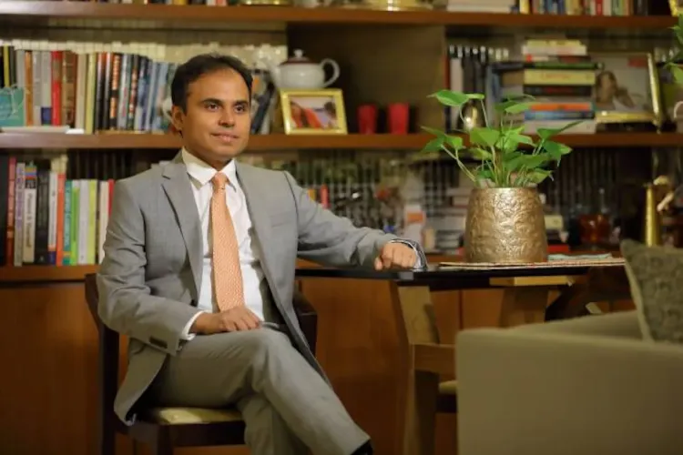 Srikanth Velamakanni 