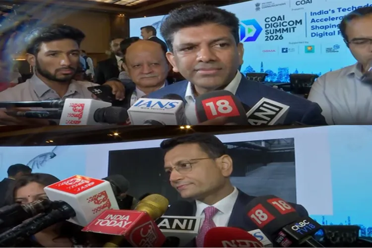 Union Minister of State for Communications Chandra Sekhar Pemmasani; Abhijit Kishore, Chief Executive Officer of Vodafone Idea Limited 