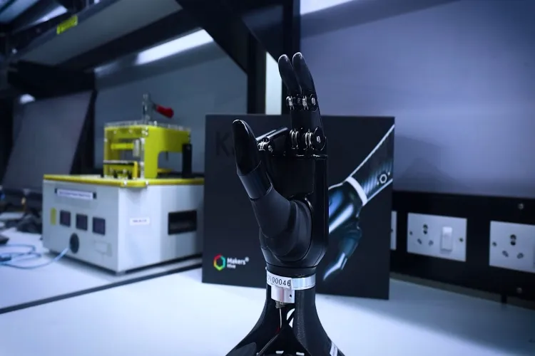 Makers Hive KalArm bionic hand