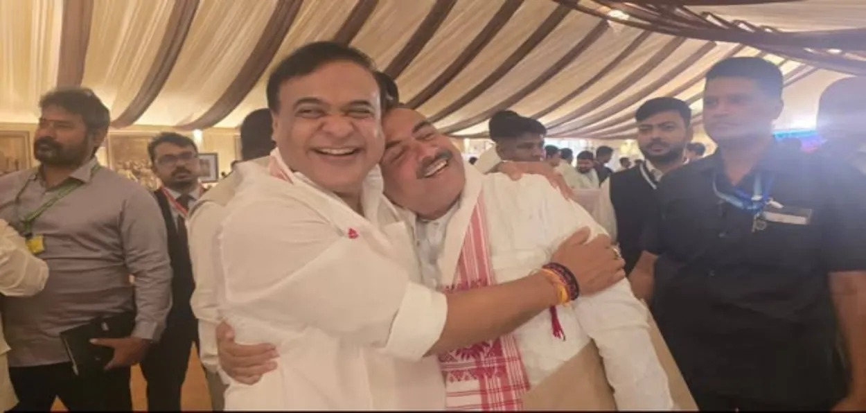 Assam Chief Minister Himanta Biswa sarma and West bengal Chief Minister Suvendu Adhikari
