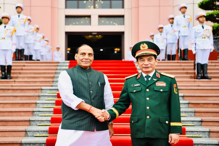 Defence Minister Rajnath Singh with Vietnamese Minister of National Defence Phan Van Giang 