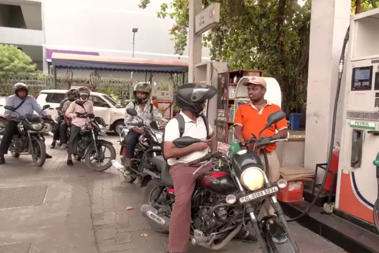 Visual from petrol pump in Delhi 