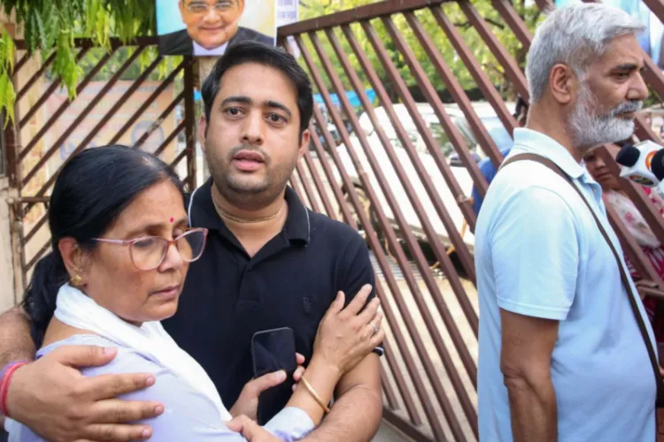 Family of Twisha Sharma