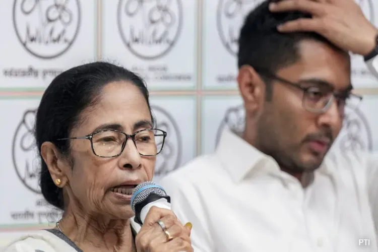 Trinamool Congress chief Mamata Banerjee and national general secretary Abhishek Banerjee 
