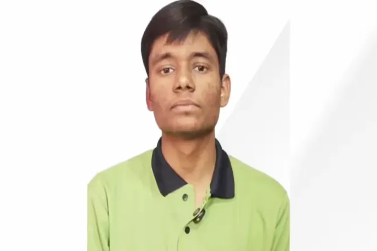 Shubham Kumar topper of the joint entrance exam(JEE)