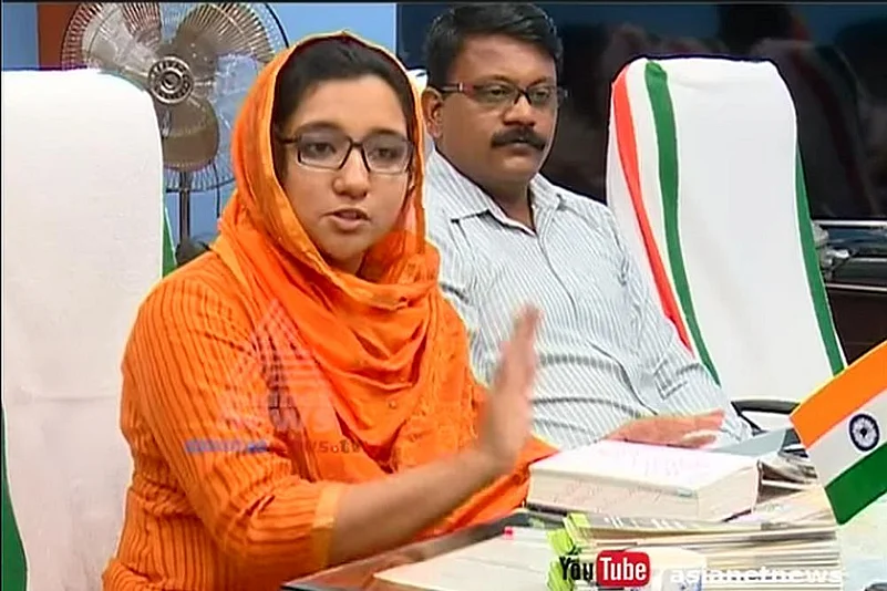 https://www.awazthevoice.in/upload/news/1780313180Dr_Adeela_Abdulla_IAS_1.webp