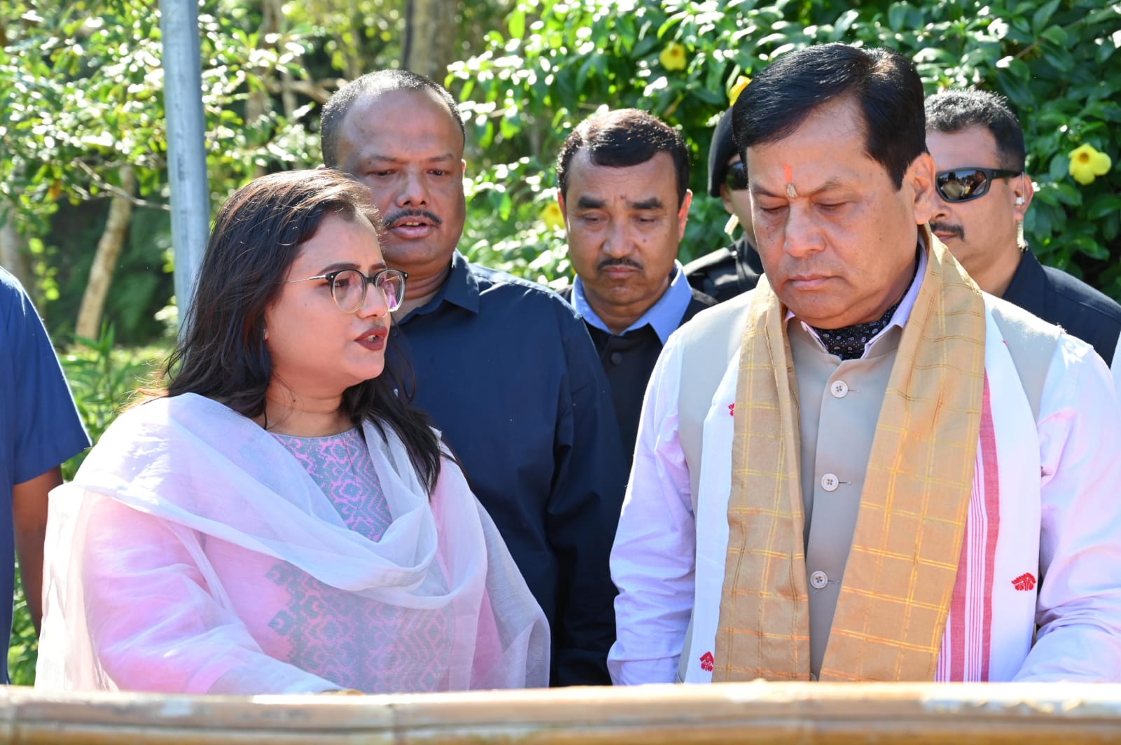 https://www.awazthevoice.in/upload/news/1780389069Dr_Chabina_Hassan_with_Union_Minister_Sarbananda_Sonowal.jpeg