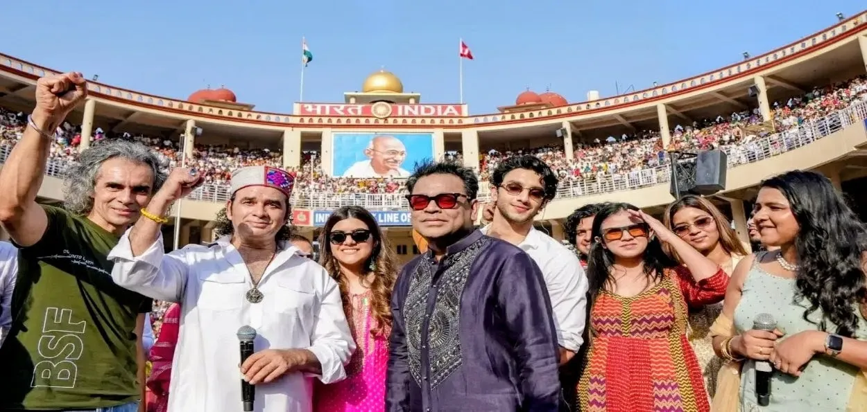 Maestro A R Rahman with Imtiyaz Ali, Mohit Chouhan and others at the Attari-Wagah border