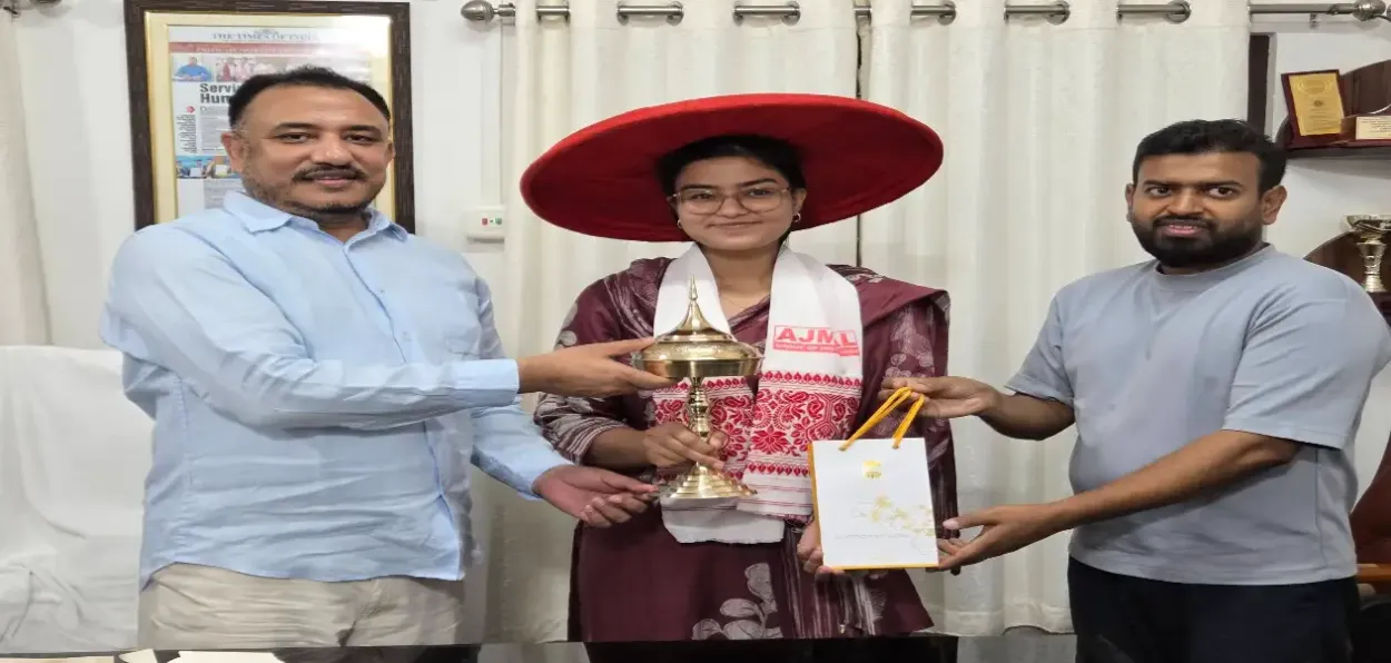 Dr. Sania Begum being felicitated