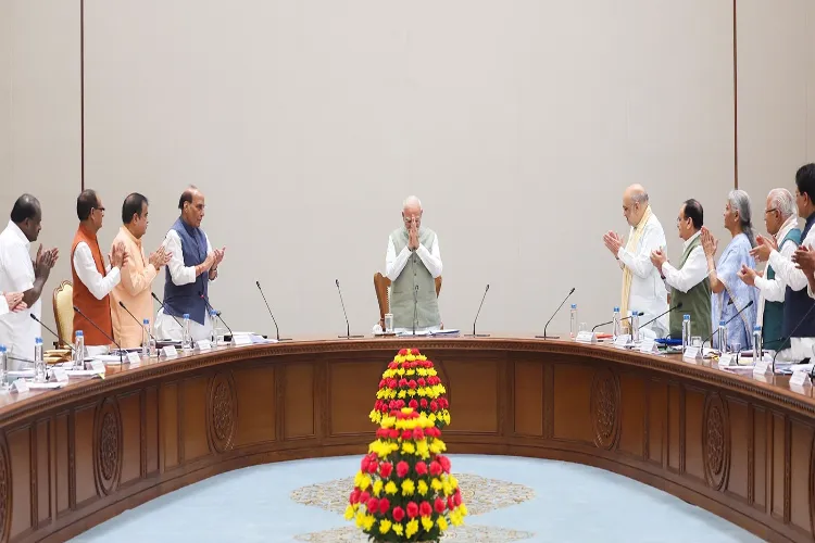 Union Cabinet lauds PM Narendra Modi