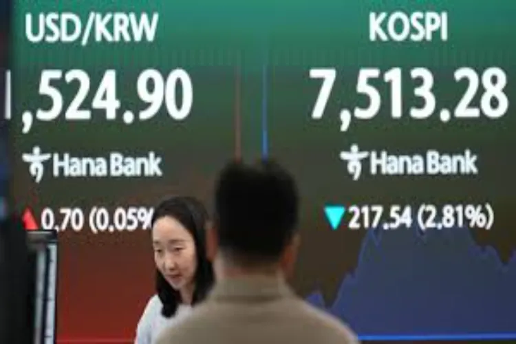 Asian equities mixed amid Wall Street AI sell-off, oil prices ease