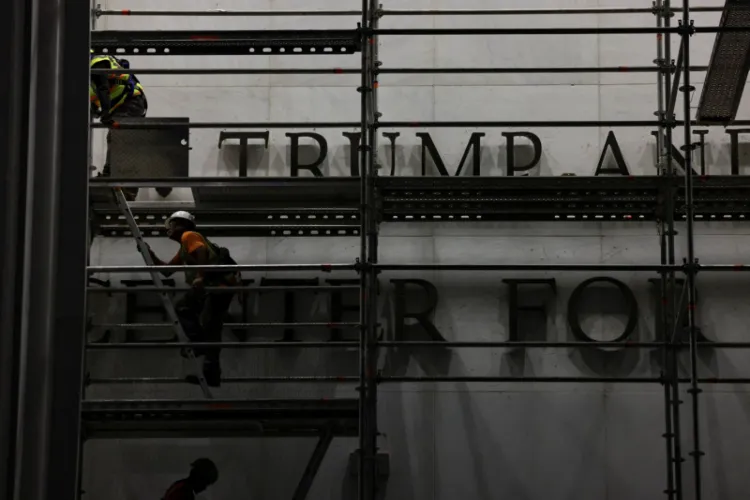 Kenney Center asks for 12-hour extension to remove Trump's name 