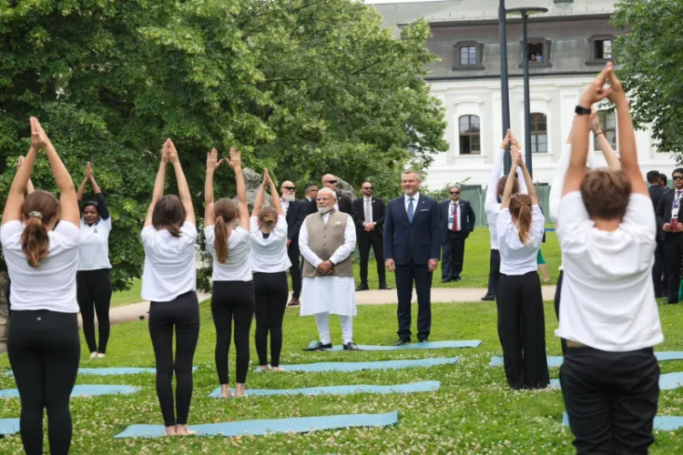 Prime Minister Narendra Modi and Slovakian President Peter Pellegrini during a special yoga demonstration 