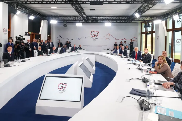 Prime Minister Narendra Modi with G7 leaders 