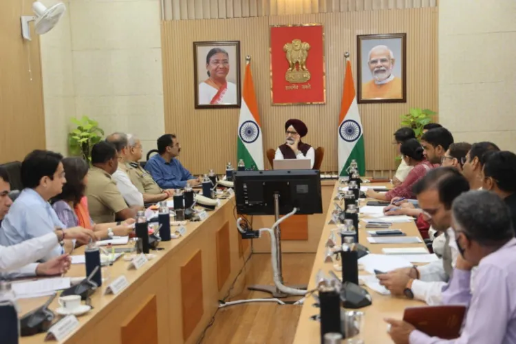 Delhi LG chairs meeting with senior officials